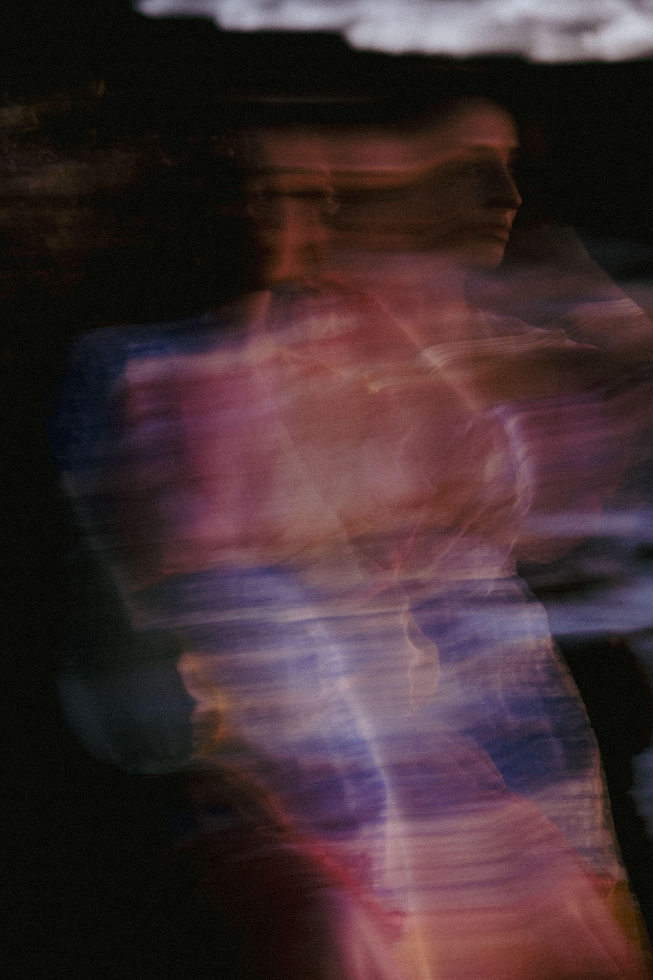 Retrato abstrato desfocado — a imagem interna da psicologia analítica de Jung